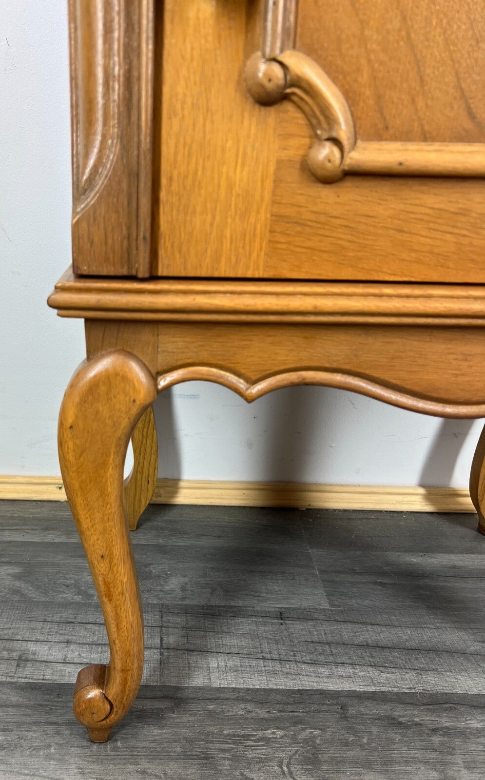 Bedside Table Vintage French Louis XVI Style Cabinet Carved Cupboard LOT 21815