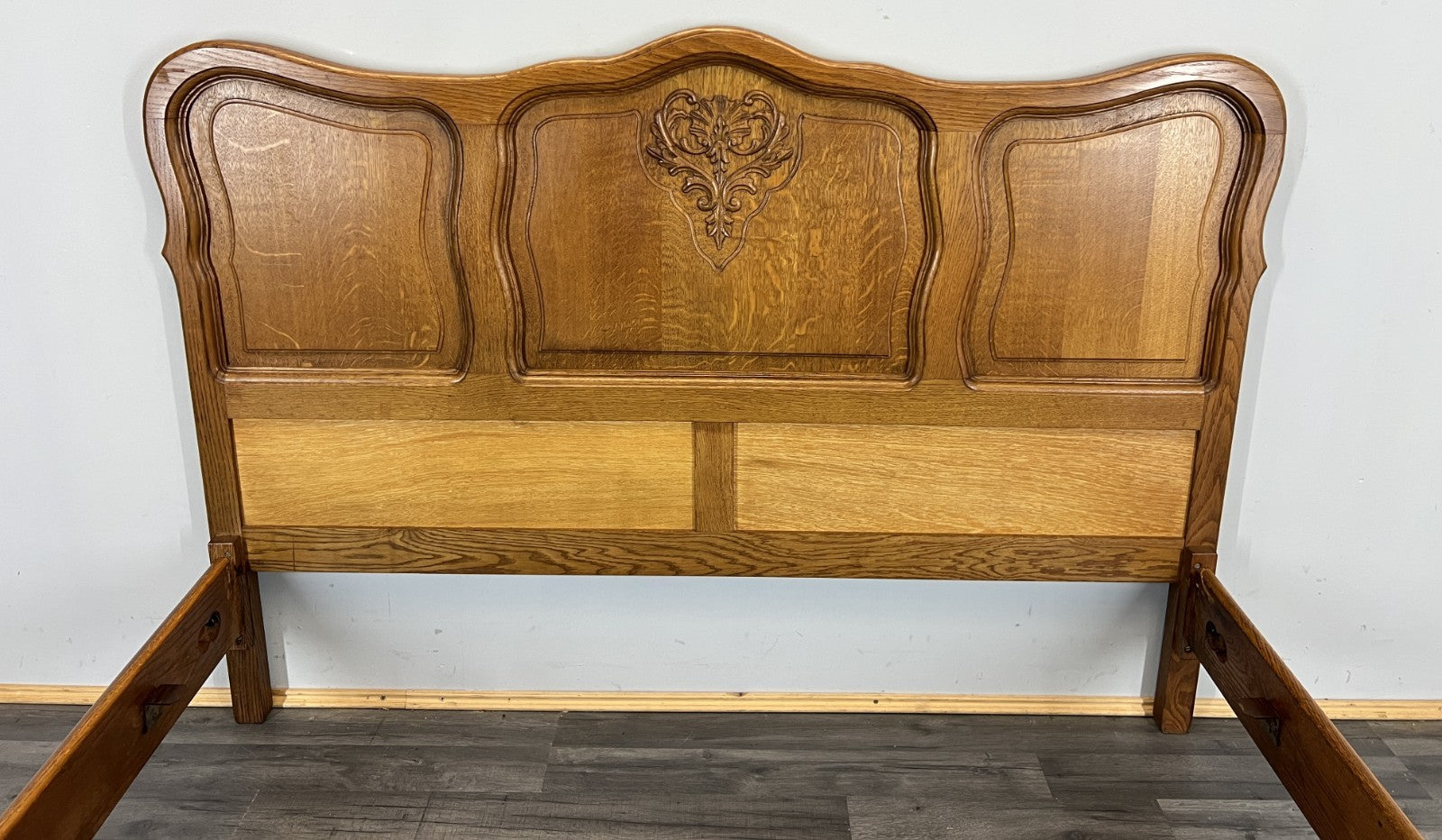 Bed Vintage French Louis XVI Double Bed Frame Oak Carved Headboard LOT 46176