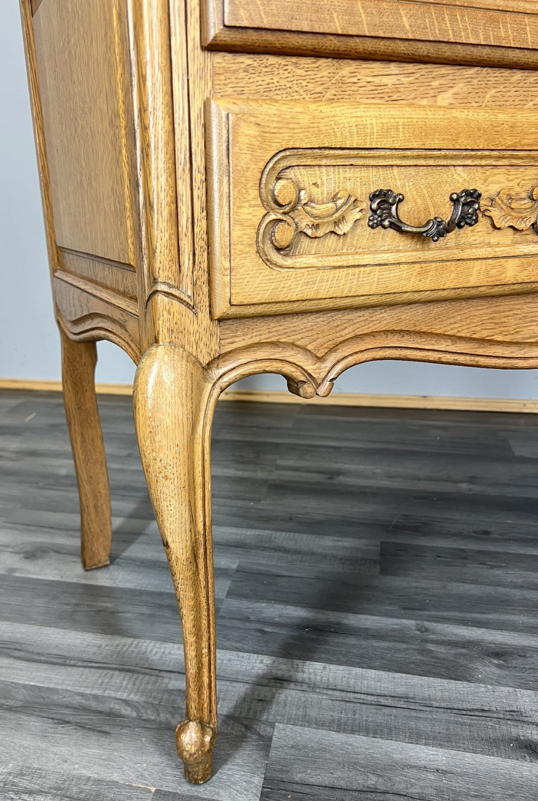 Vintage Dressing Table with Mirror French Oak Louis Vanity Table Makeup LOT 45543