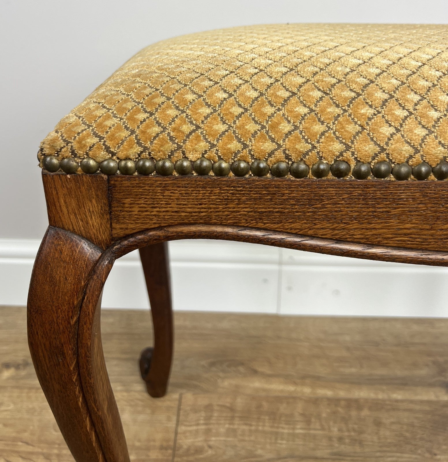 Footstool Vintage French Louis Style Oak Upholstered Stool Bench LOT 48637