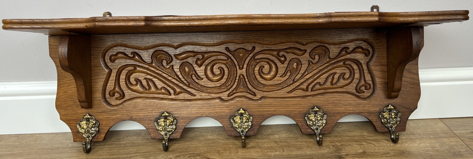 Coat Rack Vintage French Oak Wall Mounted 5 Hooks Carved Rack Hanger LOT 62042