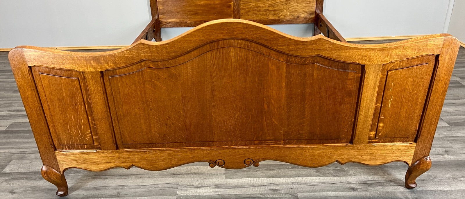 Bed Vintage French Louis XVI Oak Double Bed Frame Carved Headboard LOT 36643