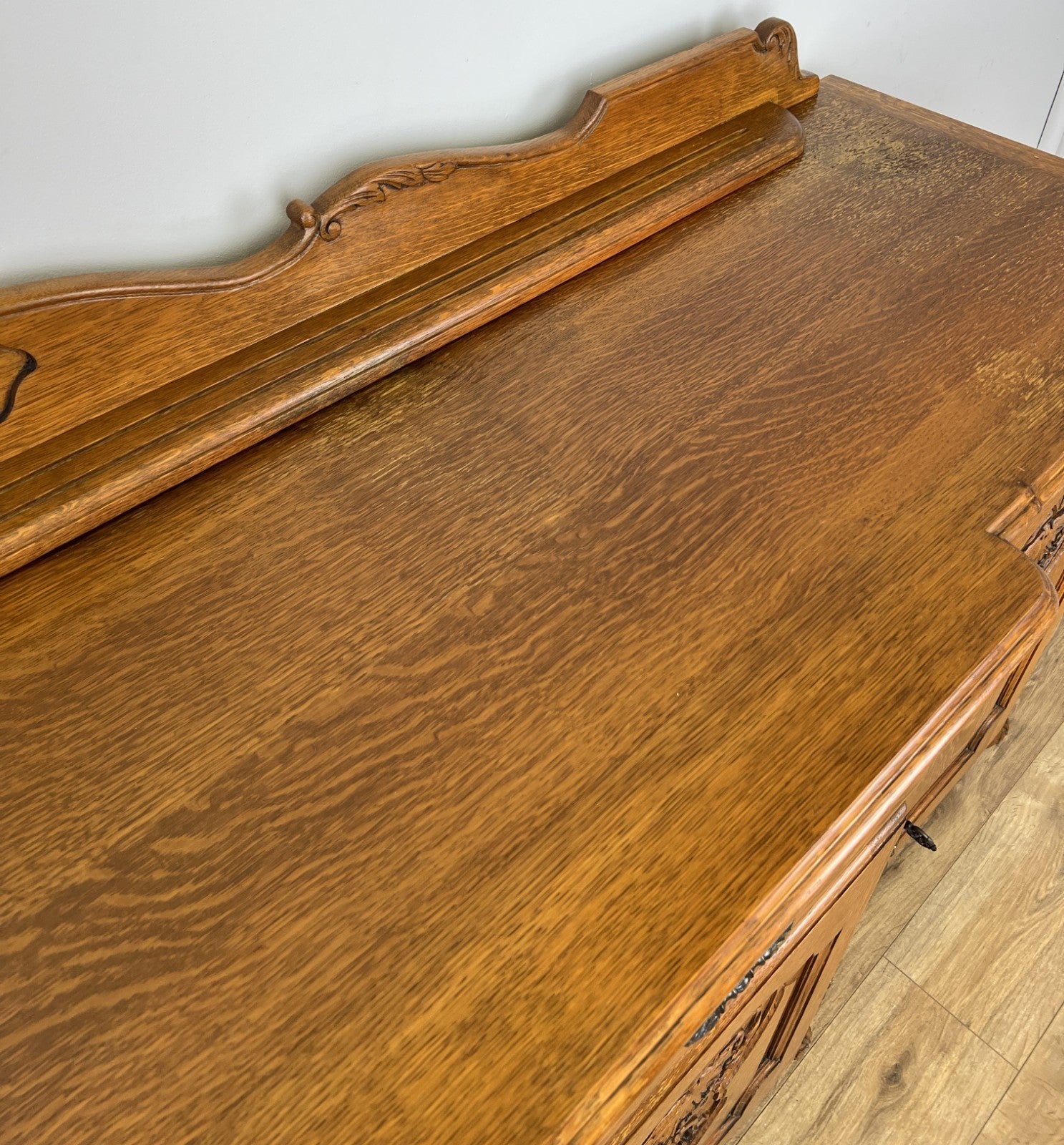 Sideboard Vintage French Louis Style Oak 4 Door Cupboard Carved Cabinet LOT 636114