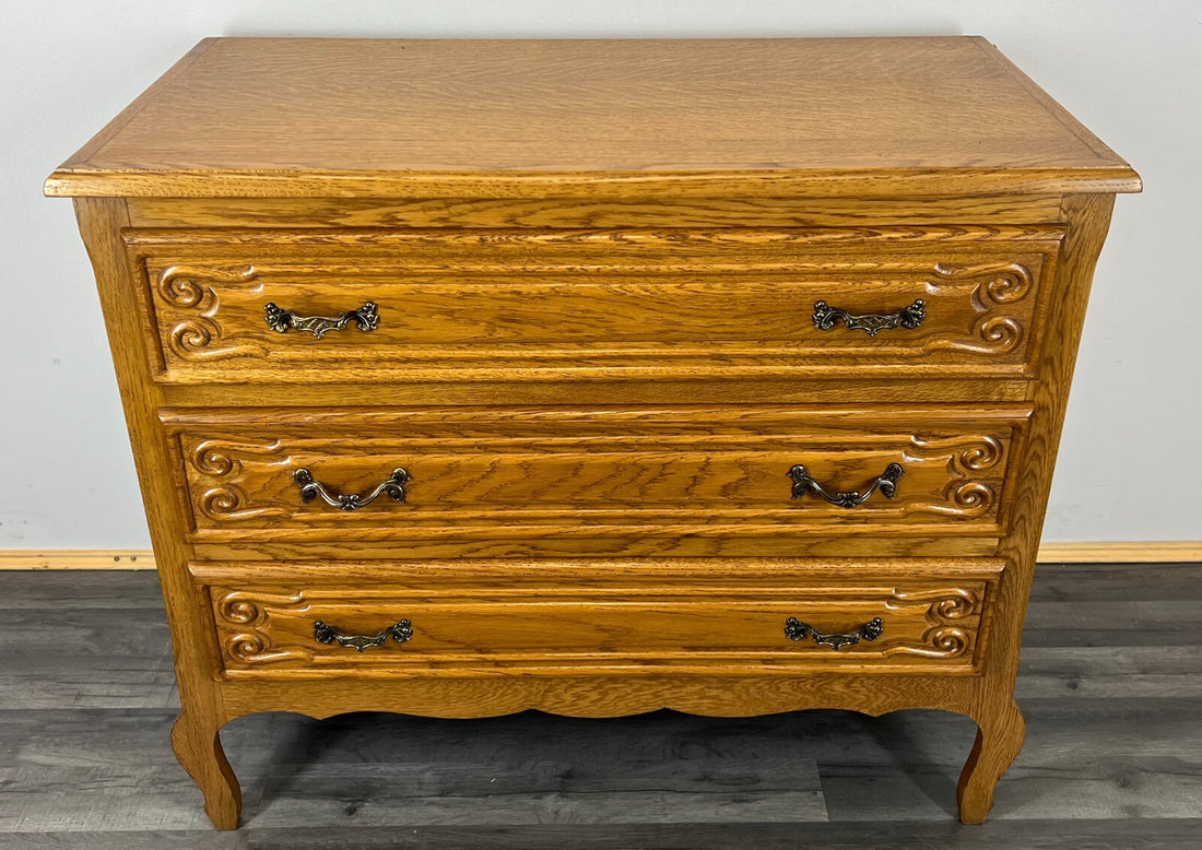 Chest of Drawers Vintage French Louis XIV Style 3 Drawer Carved Cabinet LOT 27590