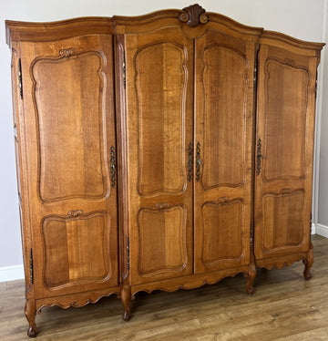 Wardrobe Vintage French Louis XVI Style Oak Four Door Carved Armoire LOT 6504
