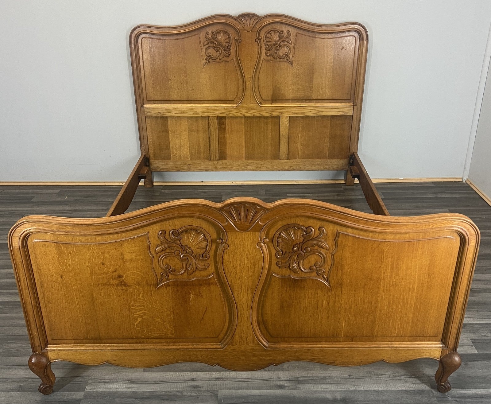 Bed Vintage French Louis XVI Double Bed Frame Oak Carved Headboard LOT 46070