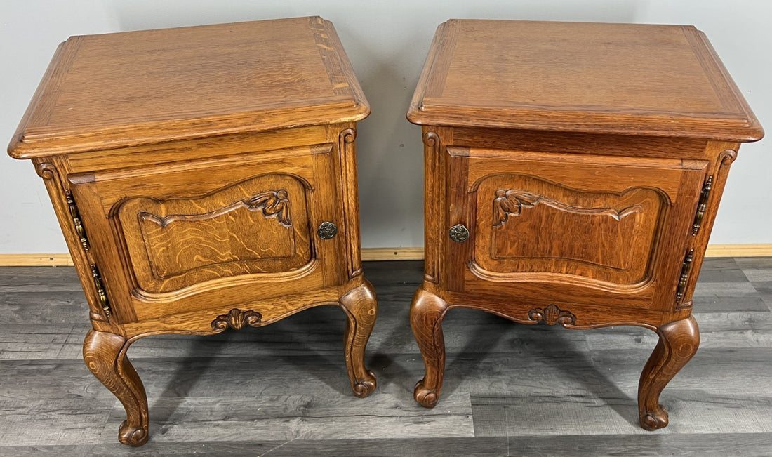 Pair of Bedside Tables Vintage French Louis Oak  Nightstands Cabinets LOT 44410