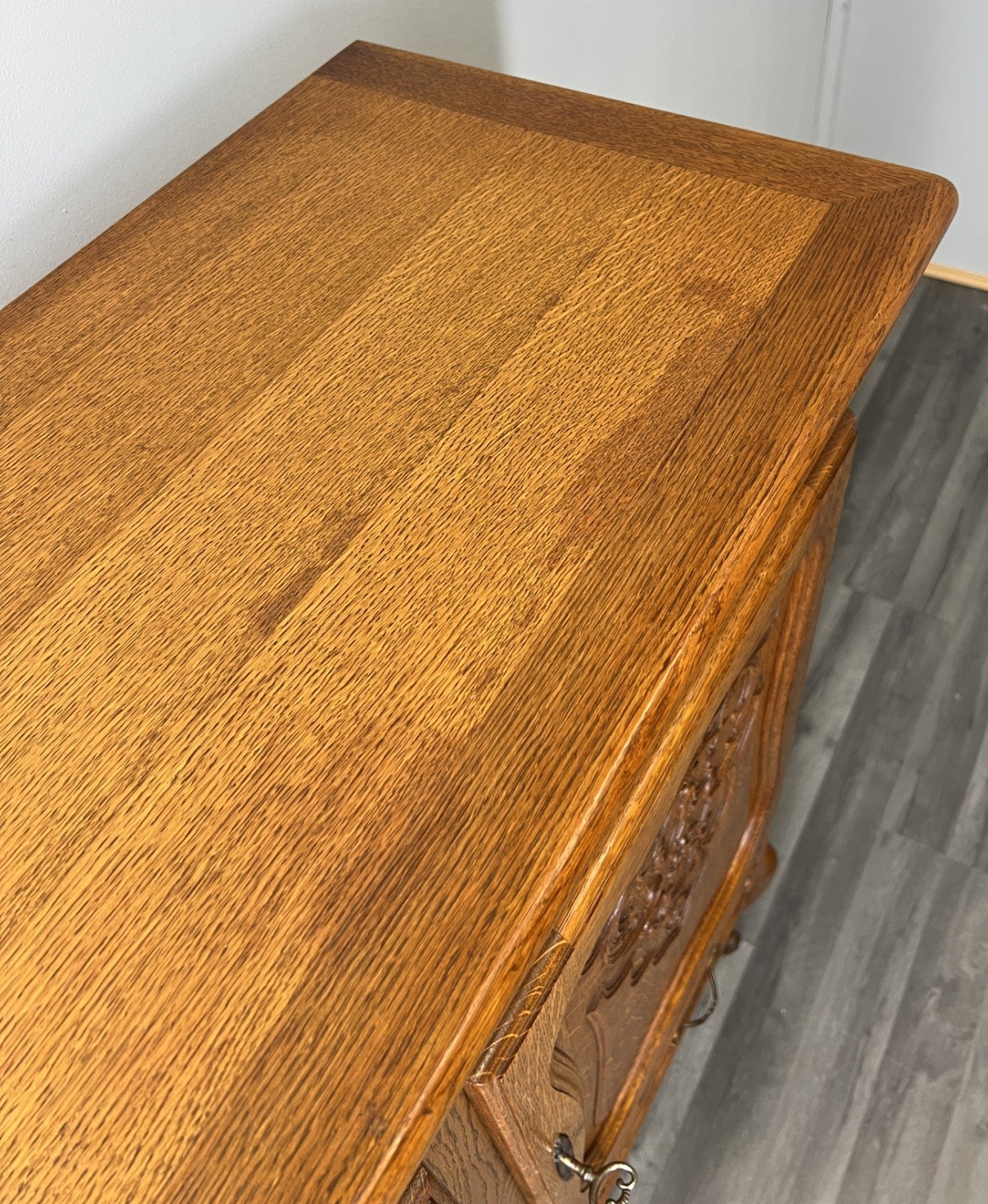 Cabinet Vintage French Louis Oak Carved 2 Doors Cupboard Drawer & Key LOT 44988