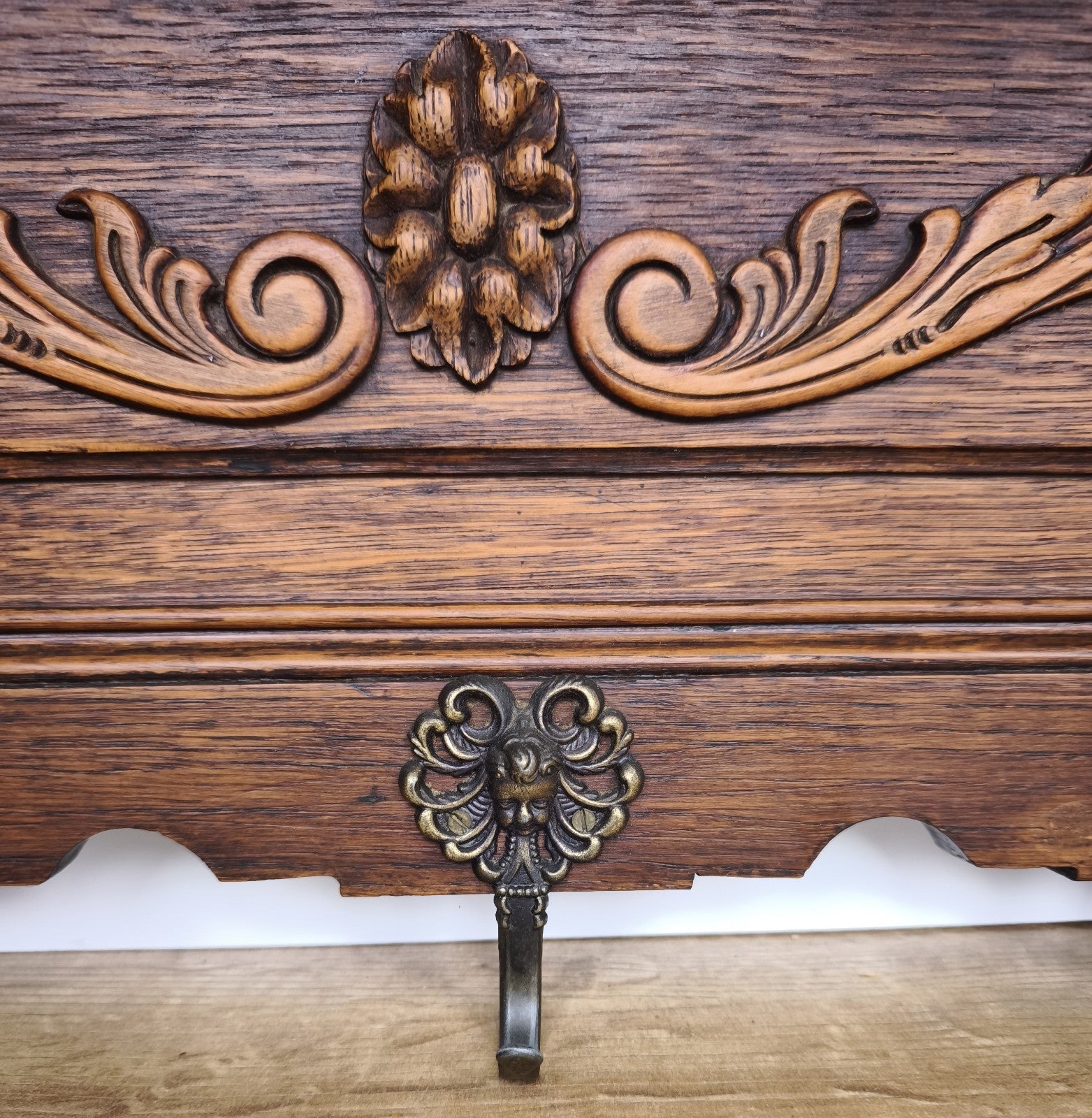 French Vintage Coat Rack Oak 5 Hooks Wall Shelf Carved Coat Hanger LOT 49995