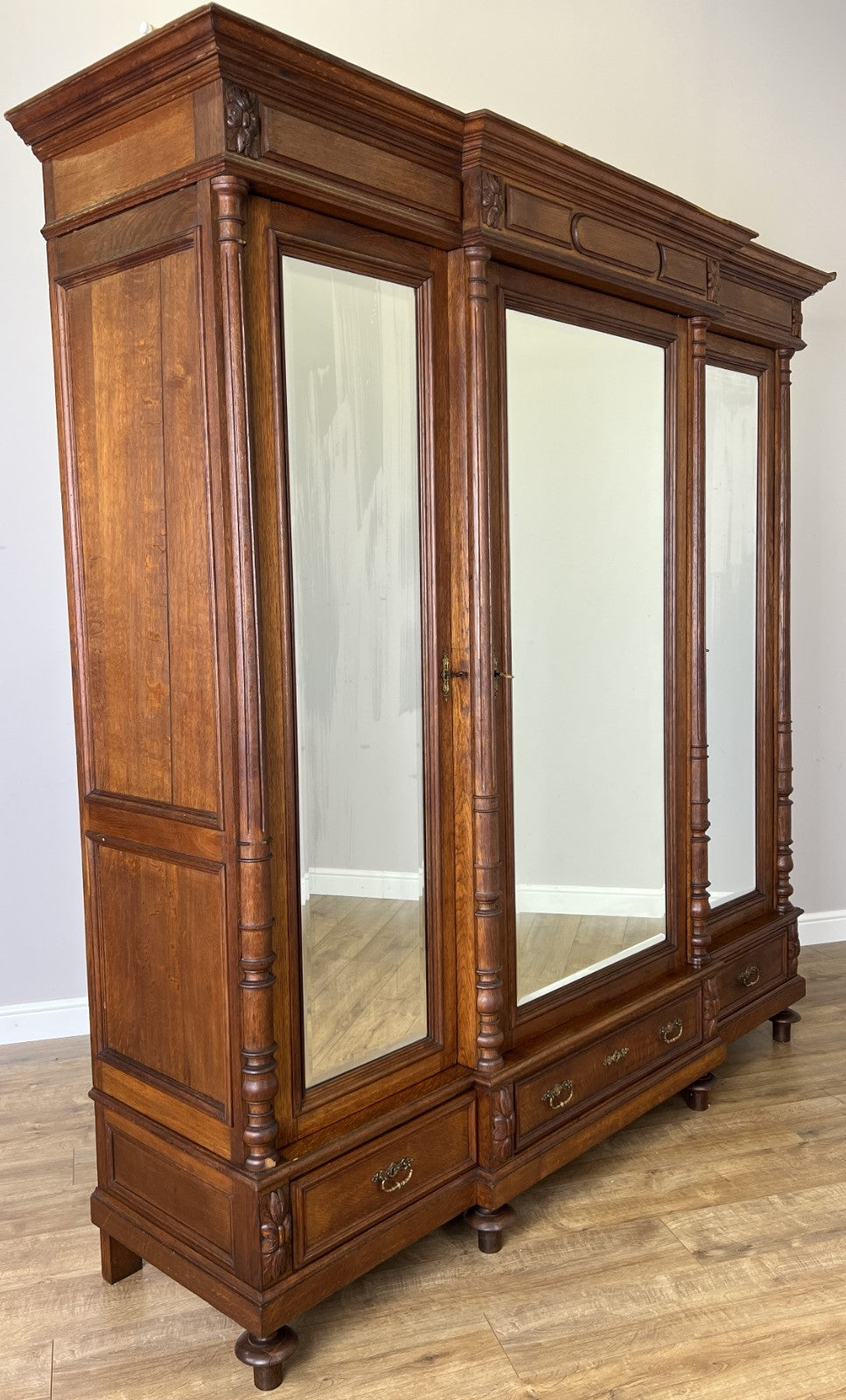 Wardrobe Antique French Style Oak Three Door Carved Mirrored Armoire LOT 62311