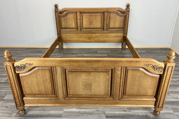 Bed Vintage French Style King Size Bed Frame Oak Carved Headboard LOT 46290