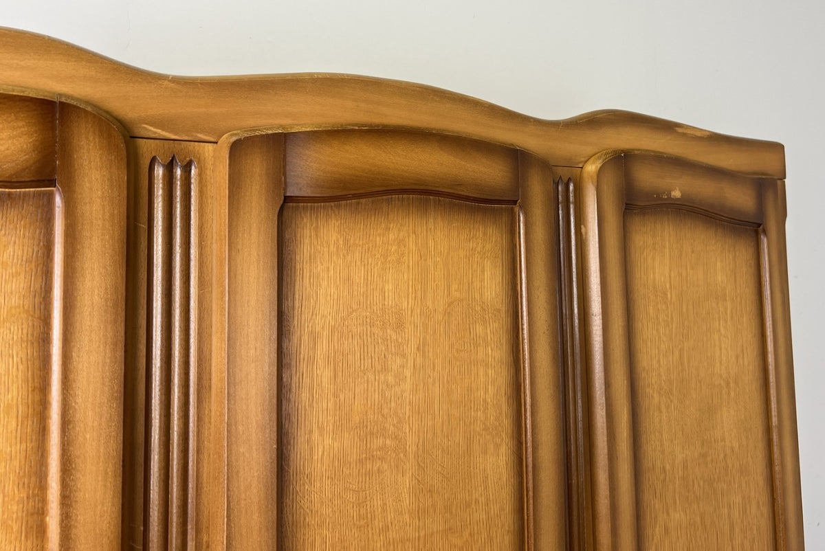 Wardrobe Vintage French Louis Oak Triple Door Carved Armoire Cabinet LOT 6534