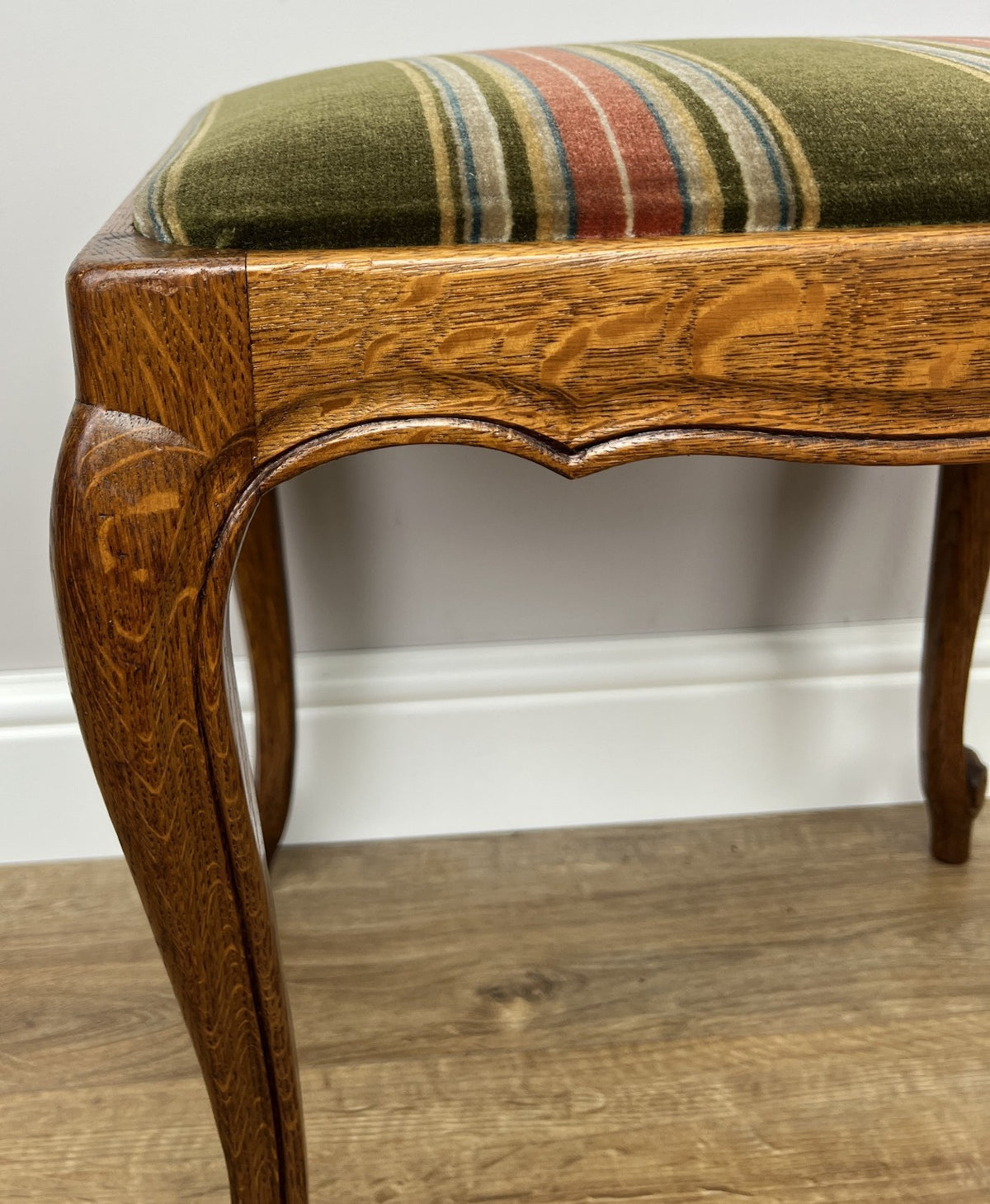 Footstool Vintage French Louis Style Oak Table Stool Upholstered Seat LOT 62294