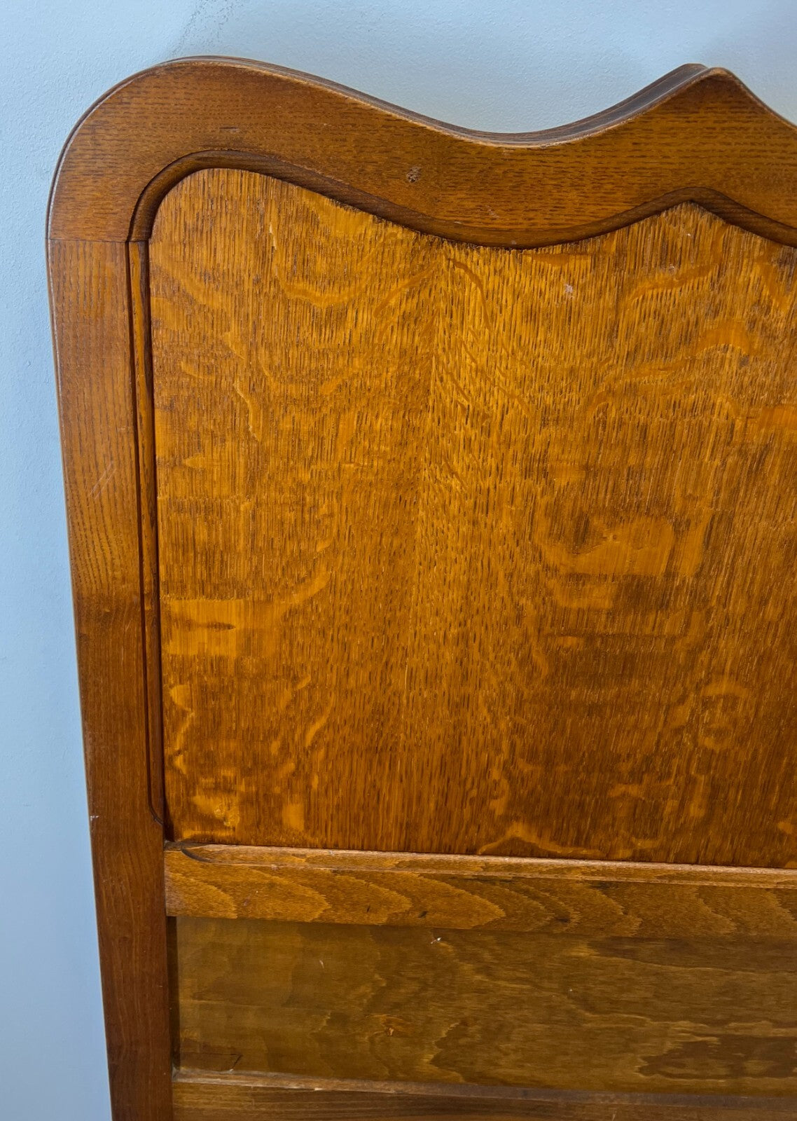 Bed Vintage French Louis XVI Double Bed Frame Oak Carved Headboard LOT 19726