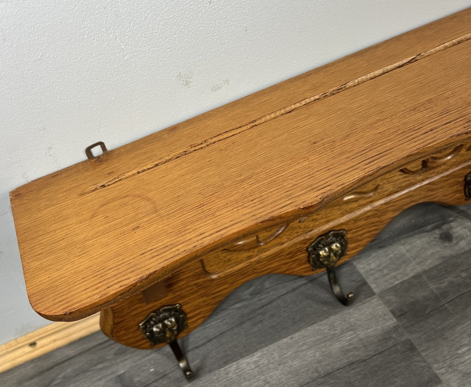 French Vintage Style Coat Rack Oak 5 Hooks Ornate Wall Shelf Coat LOT 47227