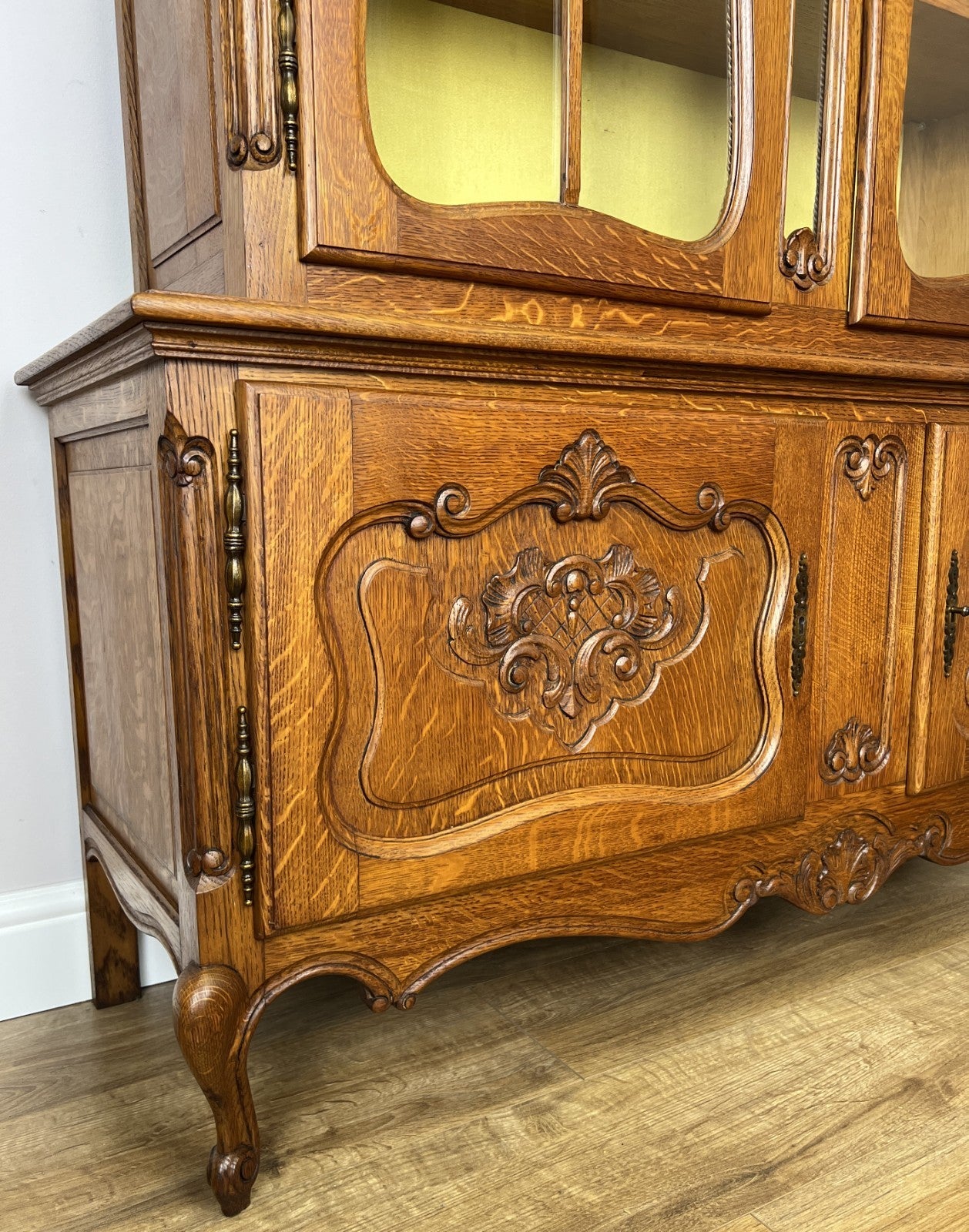 Bookcase Vintage French Louis XVI Oak Display Cabinet Carved Sideboard LOT 62827