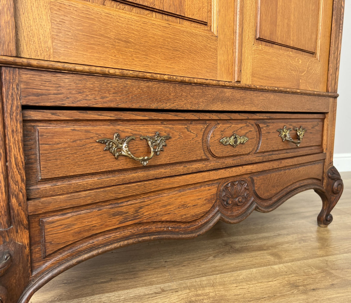 Wardrobe Antique French Style Oak Two Door Storage Carved Armoire LOT 6510