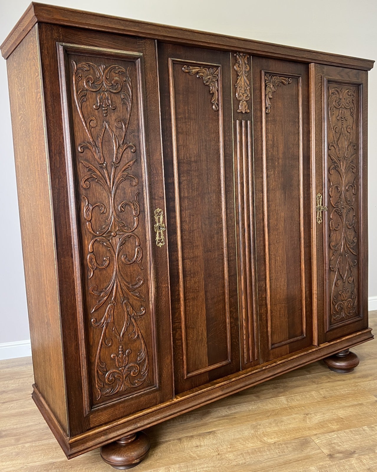 Wardrobe Vintage French Style Four Door Carved Armoire Cabinet LOT 61451
