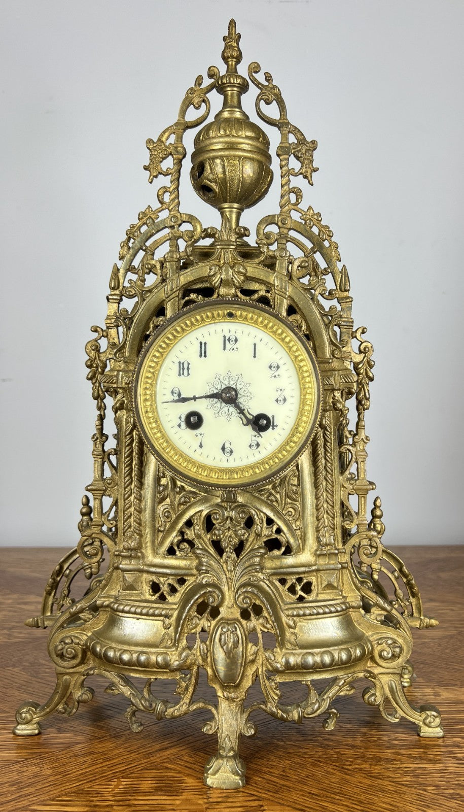 Mantel Clock Vintage French Style Architectural Brass Garniture Set LOT 46452