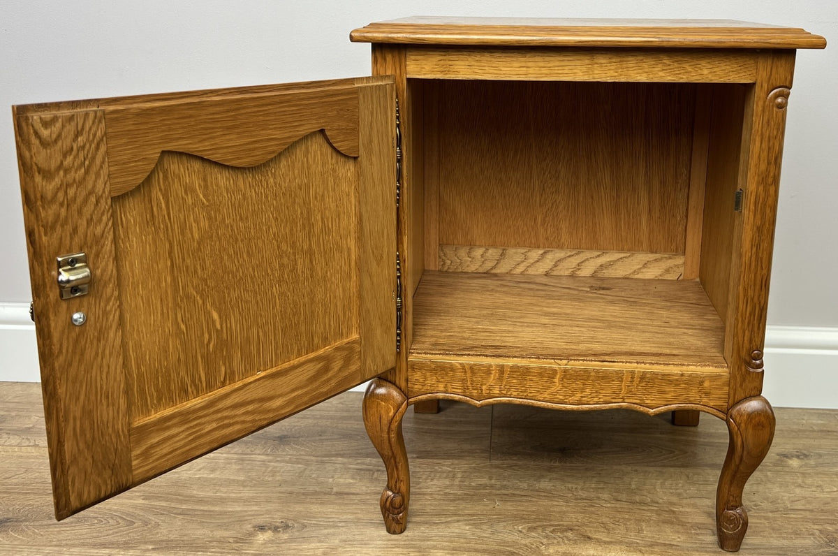 Pair of Bedside Tables Vintage French Louis Oak Nightstands Cabinets LOT 629515