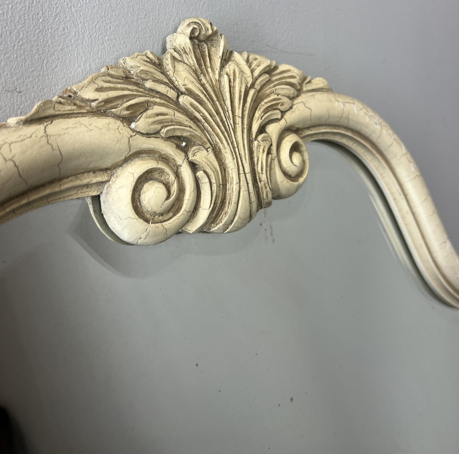 Vintage French Cream Wall Mirror Carved Ornate Shell Crest Frame LOT 43553