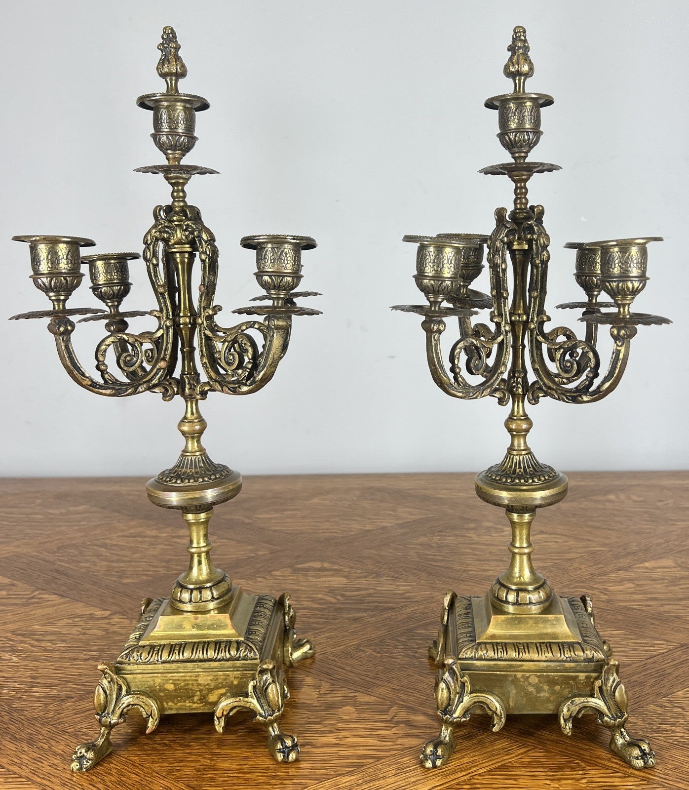 Clock Vintage French Style Clock Garniture with Candelabras LOT 46612