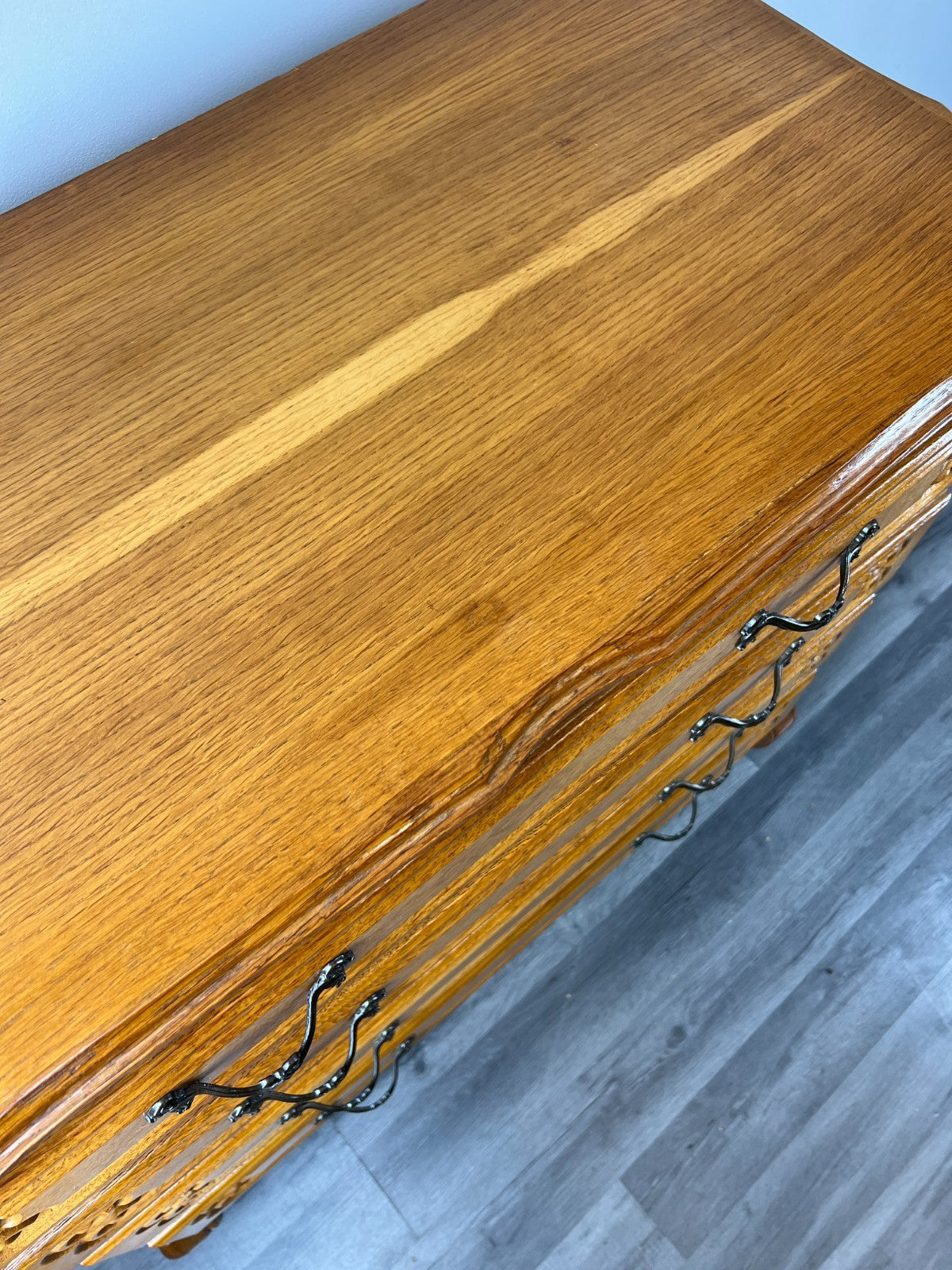 Chest of Drawers Vintage French Louis Oak Carved 4 Drawers Cabinet LOT 445410