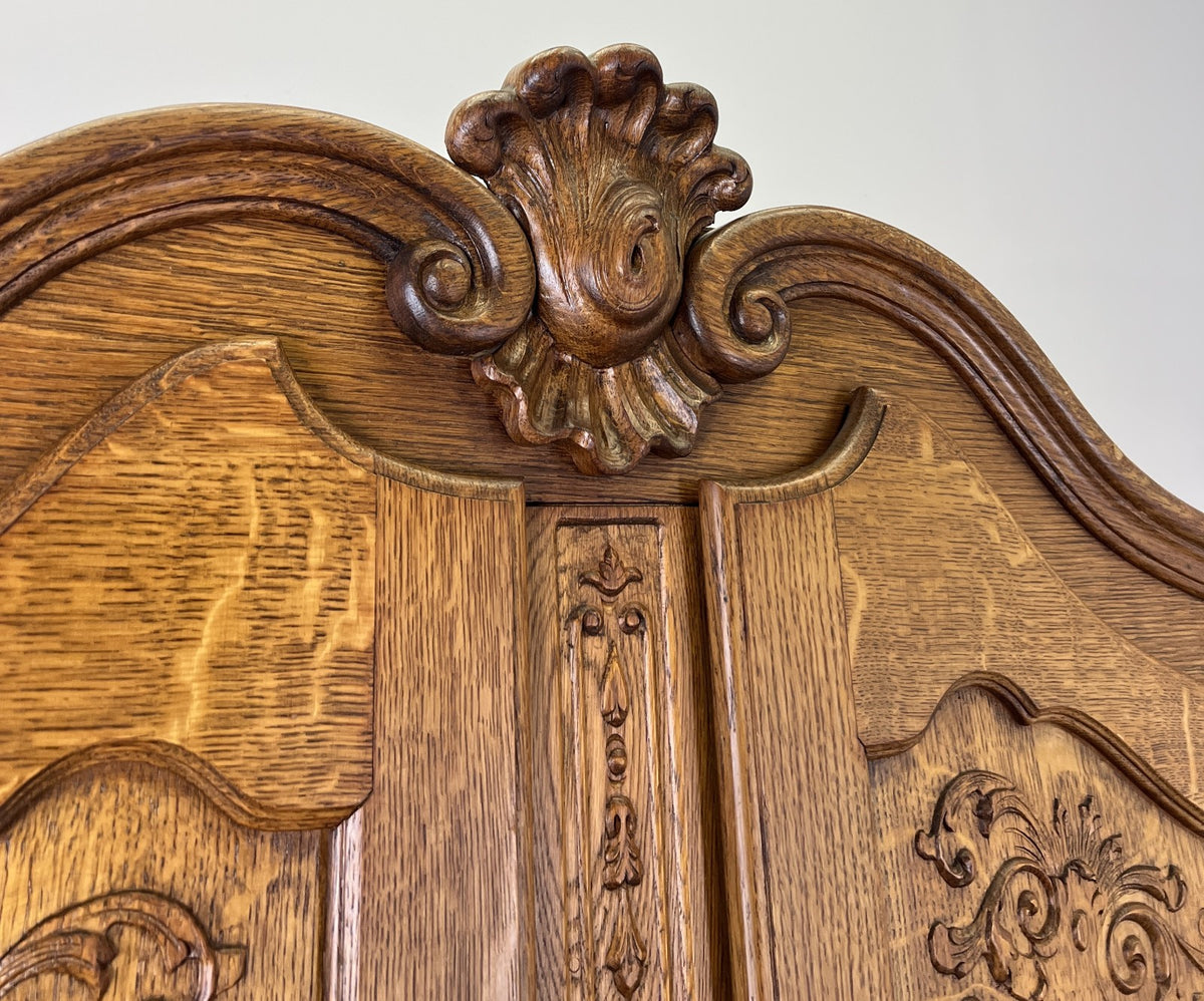 Wardrobe Vintage French Louis XVI Style Oak Four Door Carved Armoire LOT 6496
