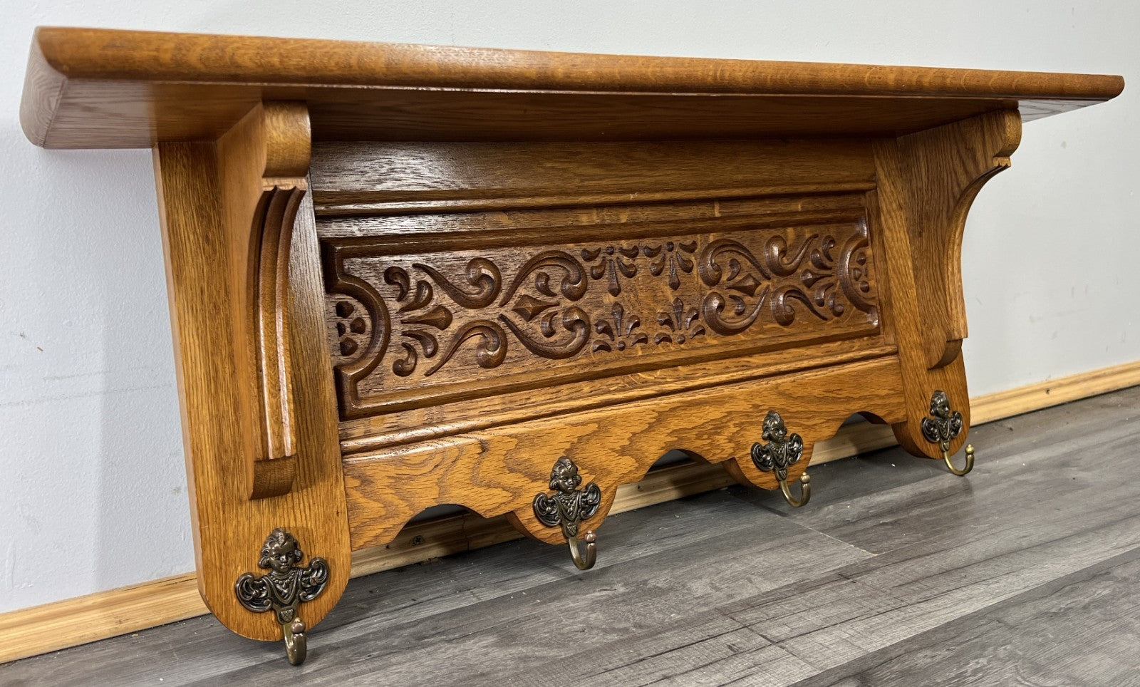 French Vintage Style Coat Rack Oak 4 Hooks Ornate Wall Shelf Coat LOT 46903