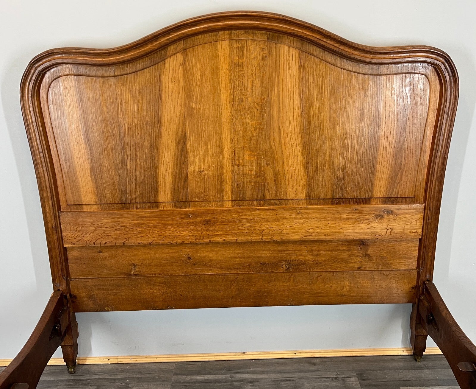 Bed Antique French Style Oak Double Bed Frame Carved Headboard LOT 37115