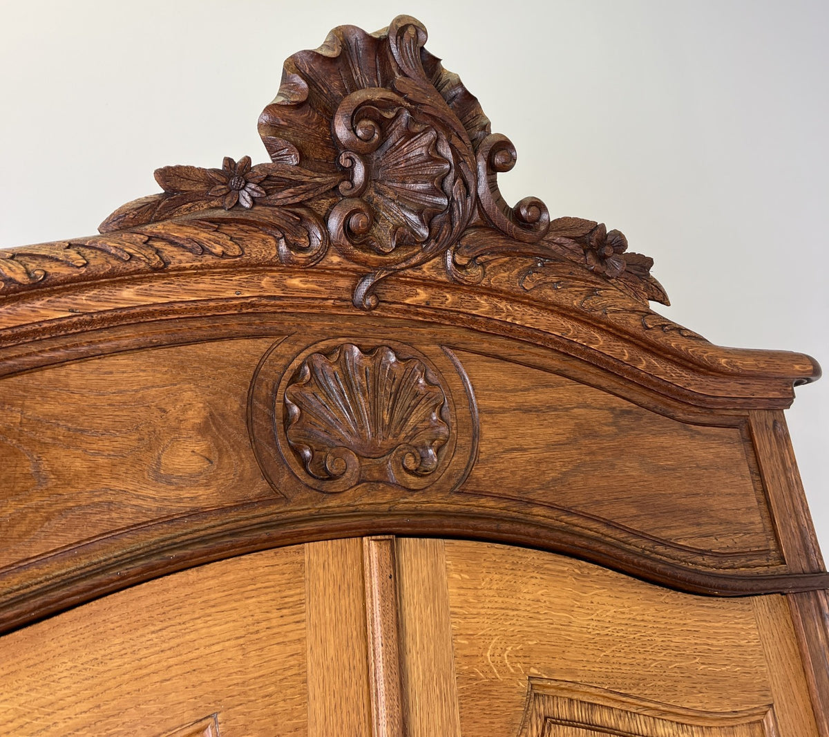 Wardrobe Antique French Style Oak Two Door Storage Carved Armoire LOT 6510