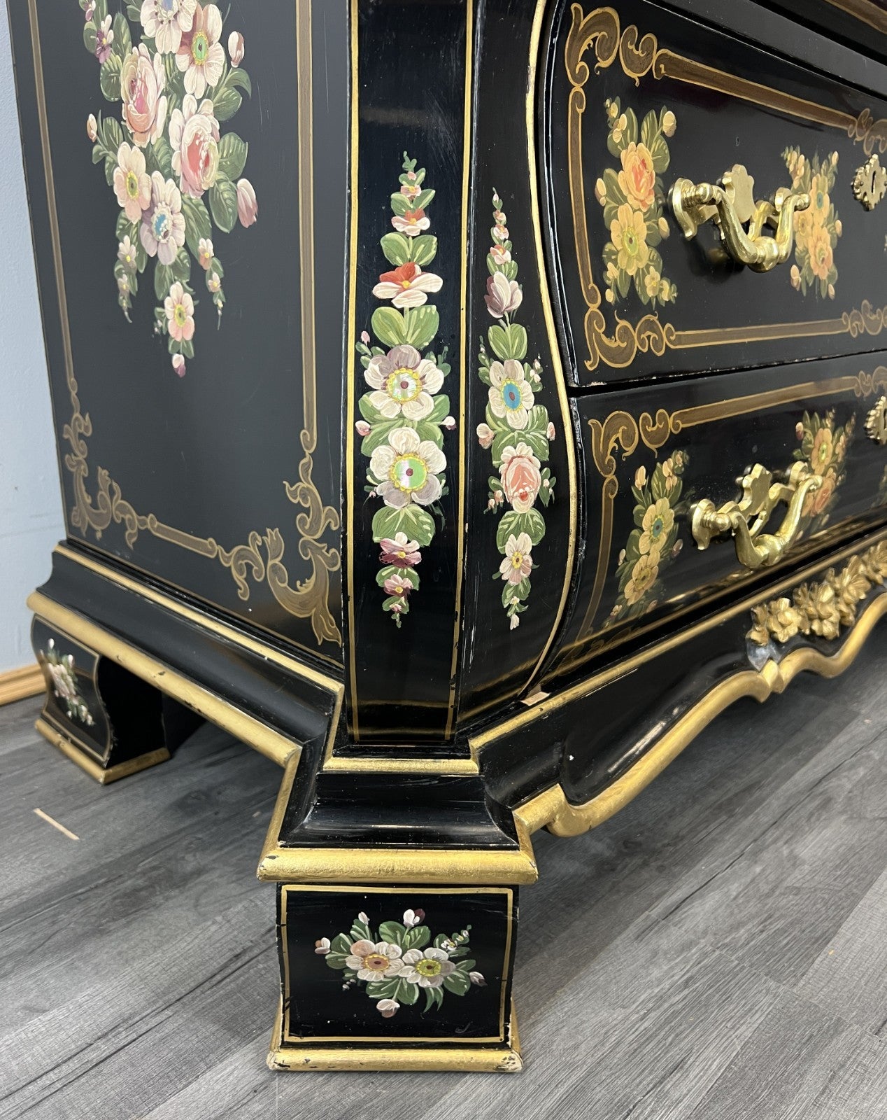 Cabinet Vintage French Style Painted Floral 3 Drawer Chest Sideboard LOT 43979