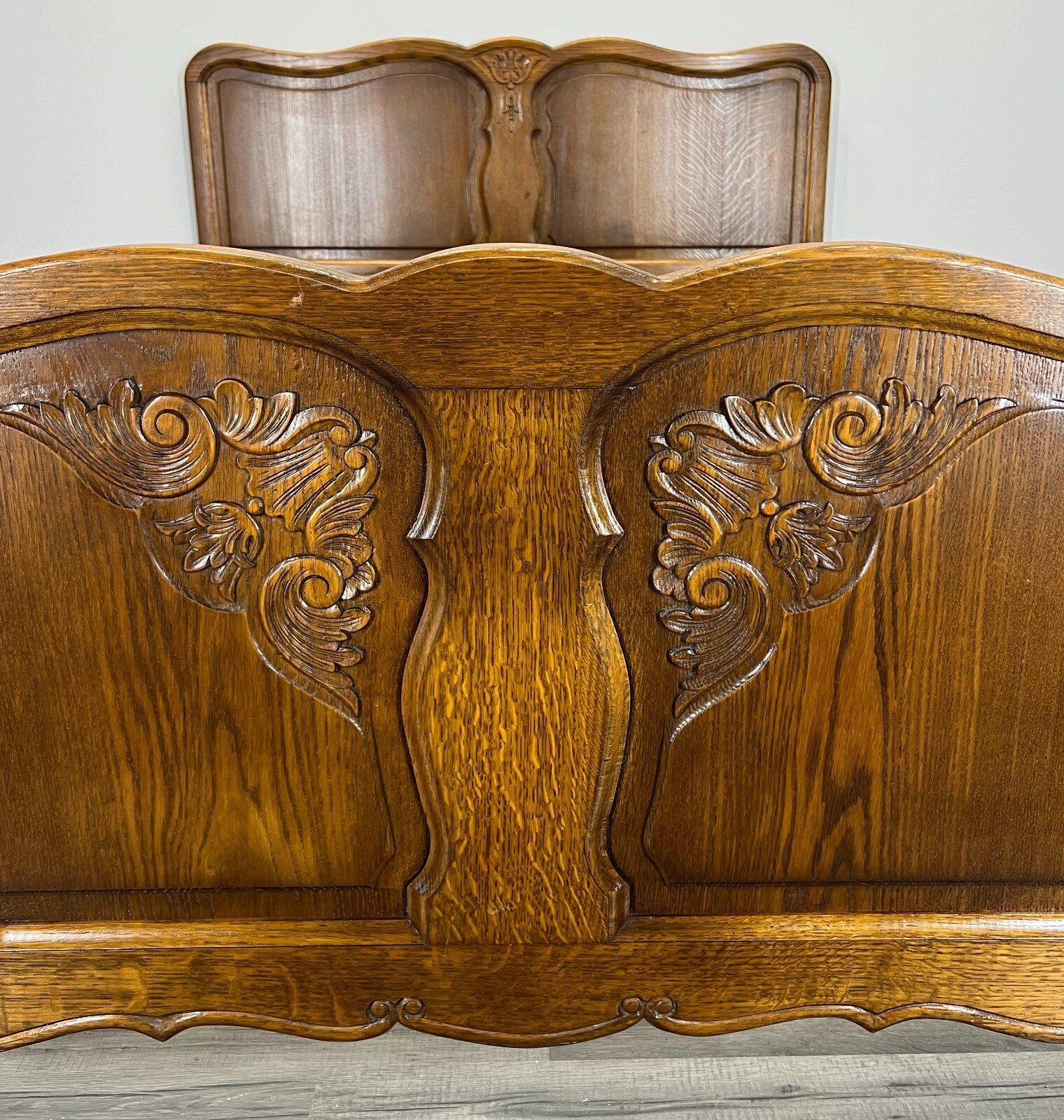 Bed Vintage French Louis XVI Style Oak Double Frame Carved Headboard LOT 27583