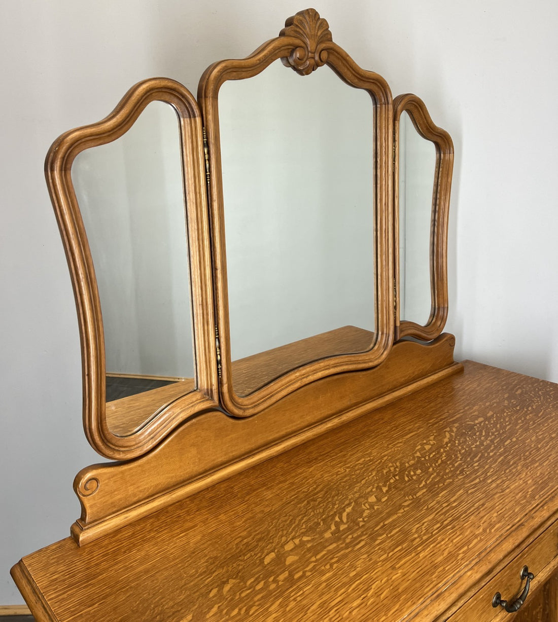 Vintage Dressing Table with Mirror French Oak Louis Vanity Table Makeup LOT 45200