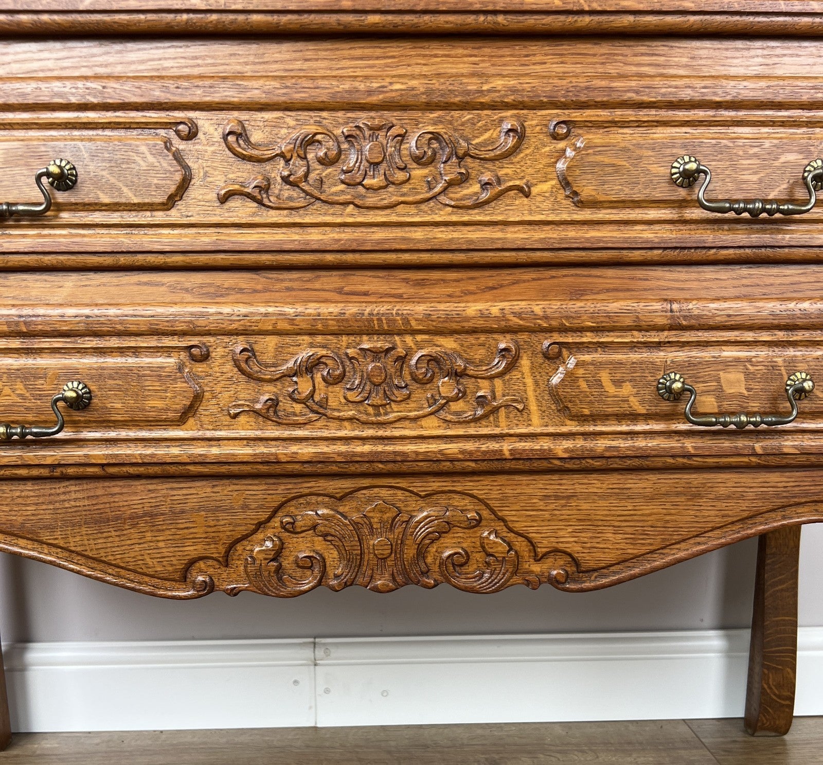 Chest of Drawers Vintage French Louis Oak 3 Drawers Carved Cabinet LOT 62607