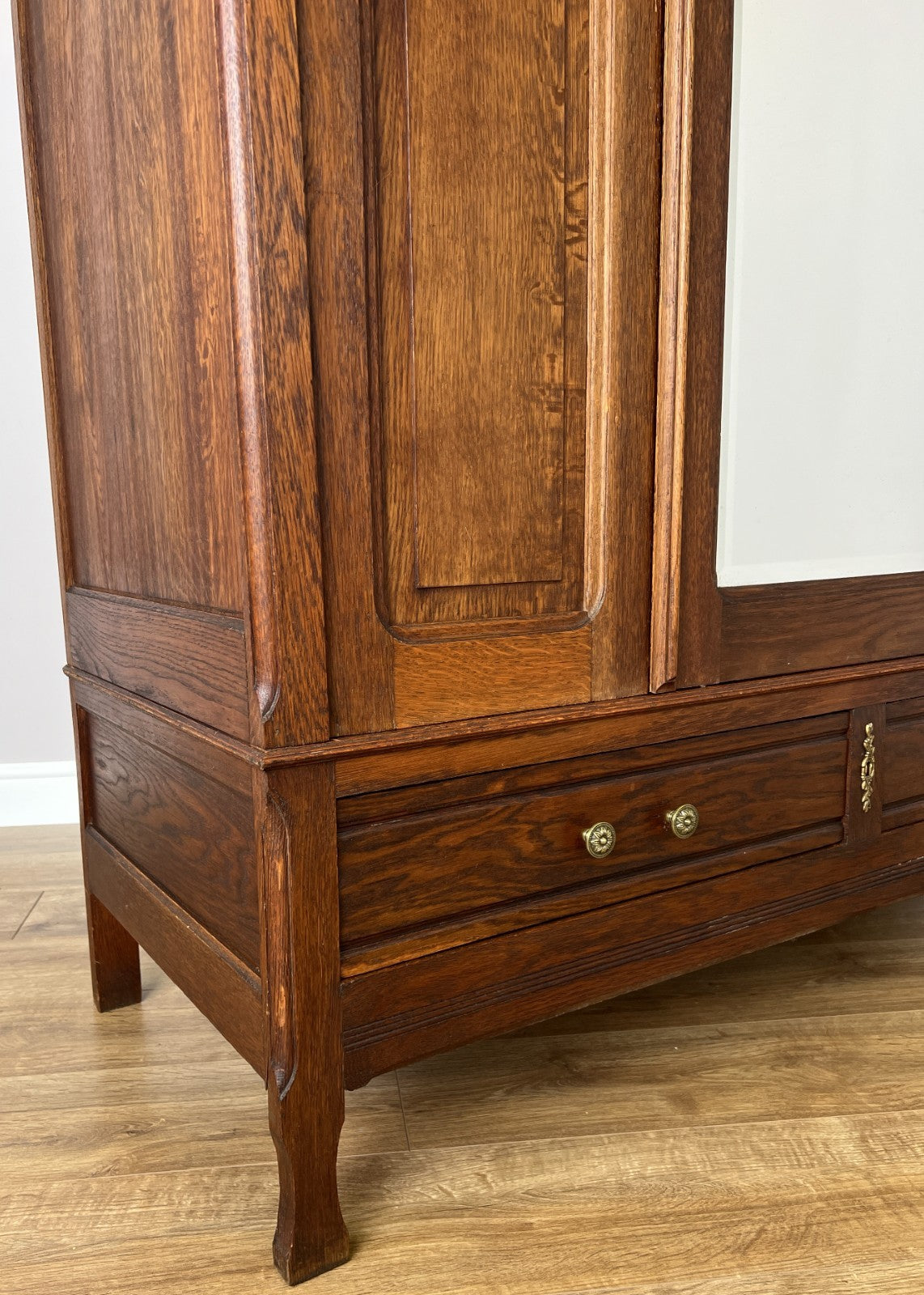 Wardrobe Antique French Oak Two Door Mirrored Carved Armoire Cabinet LOT 61449