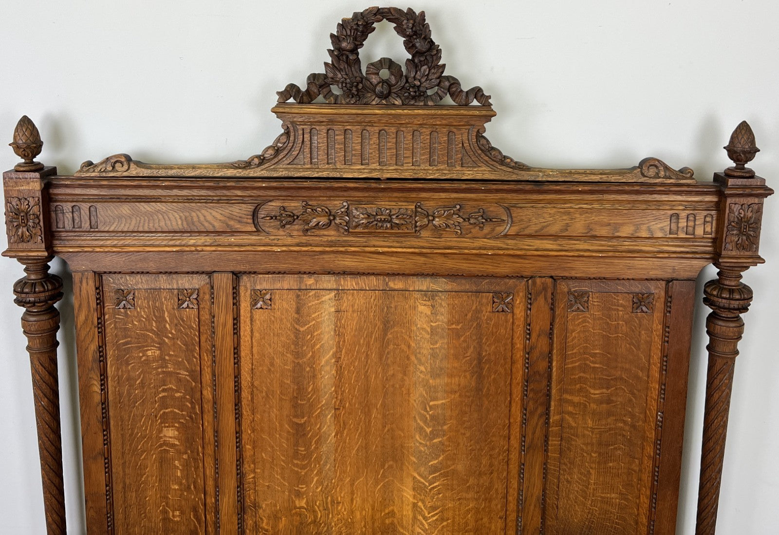 Bed Antique French Style Oak Double Bed Frame Carved Headboard LOT 615111