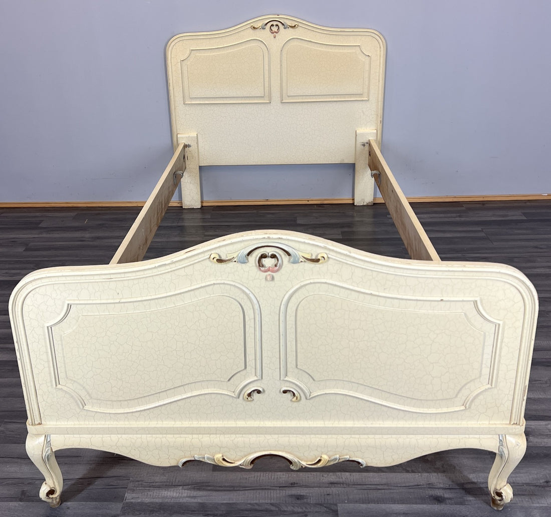 Bed Vintage French Shabby Chic Single Bed Frame Carved Headboard LOT 45960