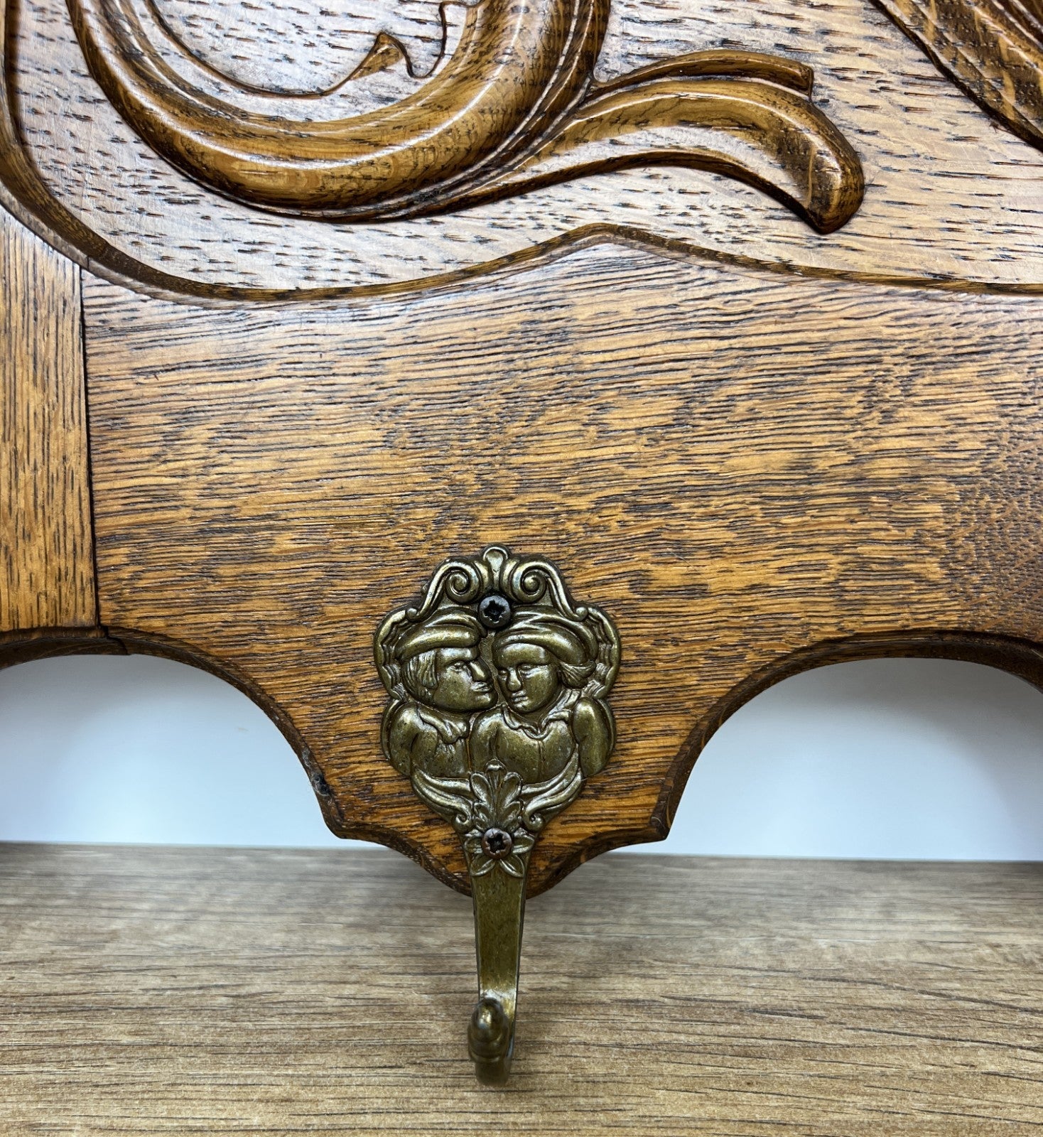 Coat Rack Vintage French Oak Wall Mounted 6 Hooks Carved Rack Hanger LOT 62029