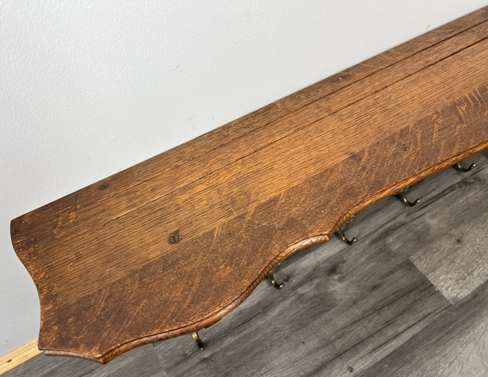 French Vintage Style Coat Rack Oak 7 Hooks Ornate Wall Shelf Coat LOT 47378