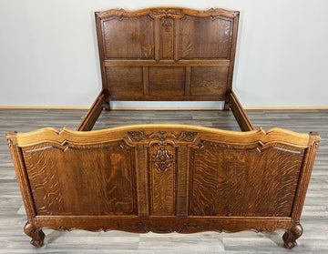 Bed Vintage French Louis XVI Double Bed Frame Oak Carved Headboard LOT 46340