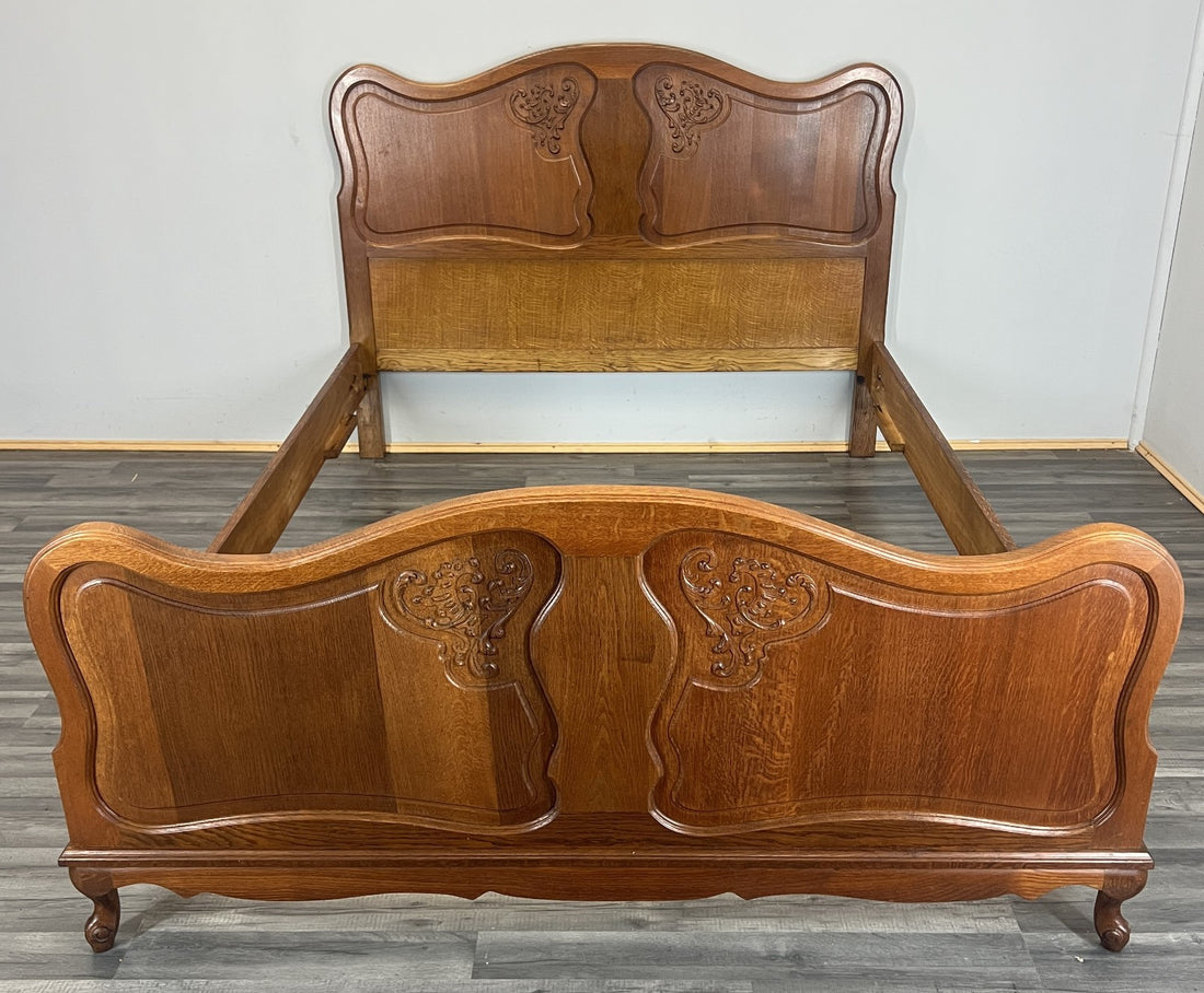 Bed Vintage French Louis XVI Double Bed Frame Oak Carved Headboard LOT 46100