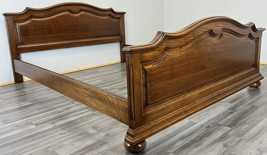 Bed Vintage French Style King Size Bed Frame Oak Carved Headboard LOT 46220