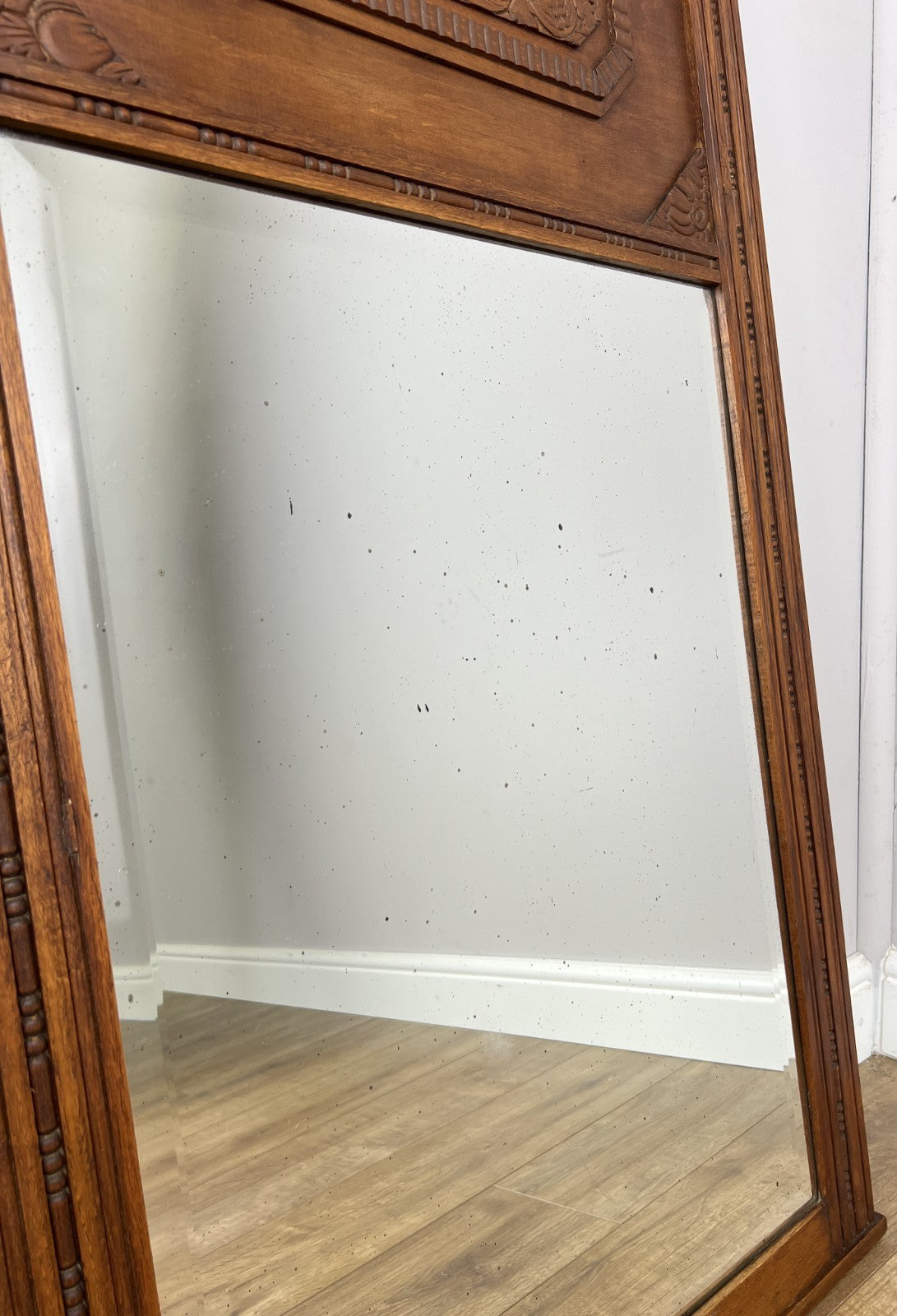 Mirror Antique French Style Oak Carved Decorative Frame Wall Mirror LOT 62768