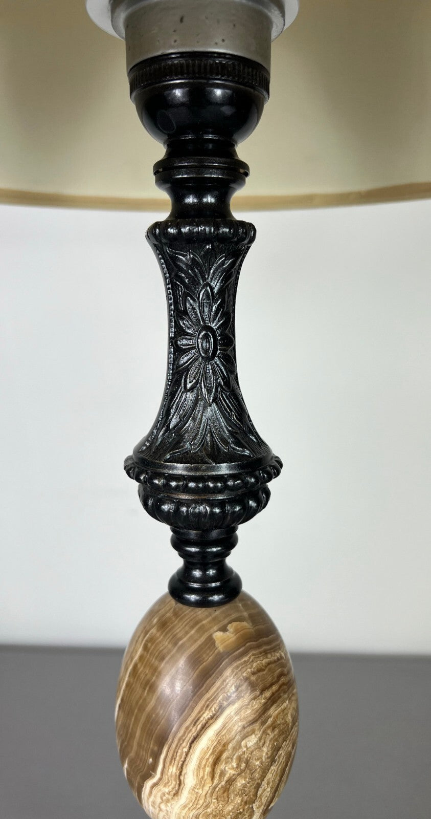Table Lamp Vintage French Style Ceramic Brass Lamp with Shade LOT 50798