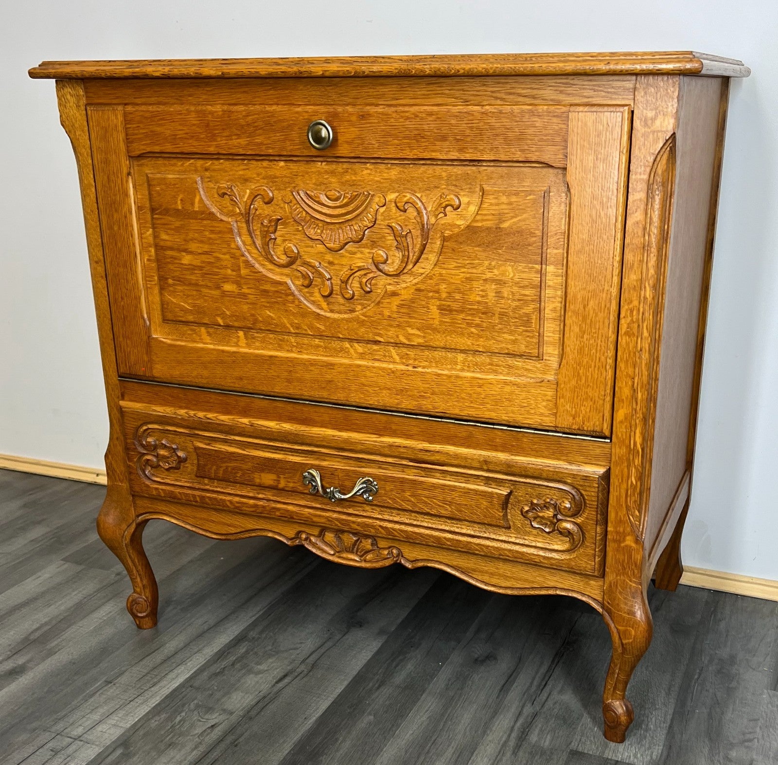 Cabinet Vintage French Louis XIV Style Drop Front Oak Carved Sideboard LOT 18121