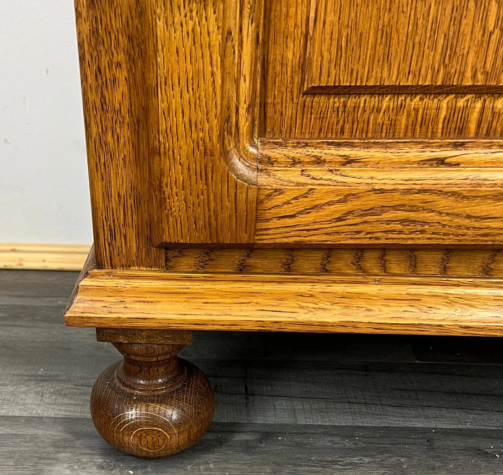 Pair of Bedside Tables Vintage French Nightstands Carved Cabinets LOT 31163