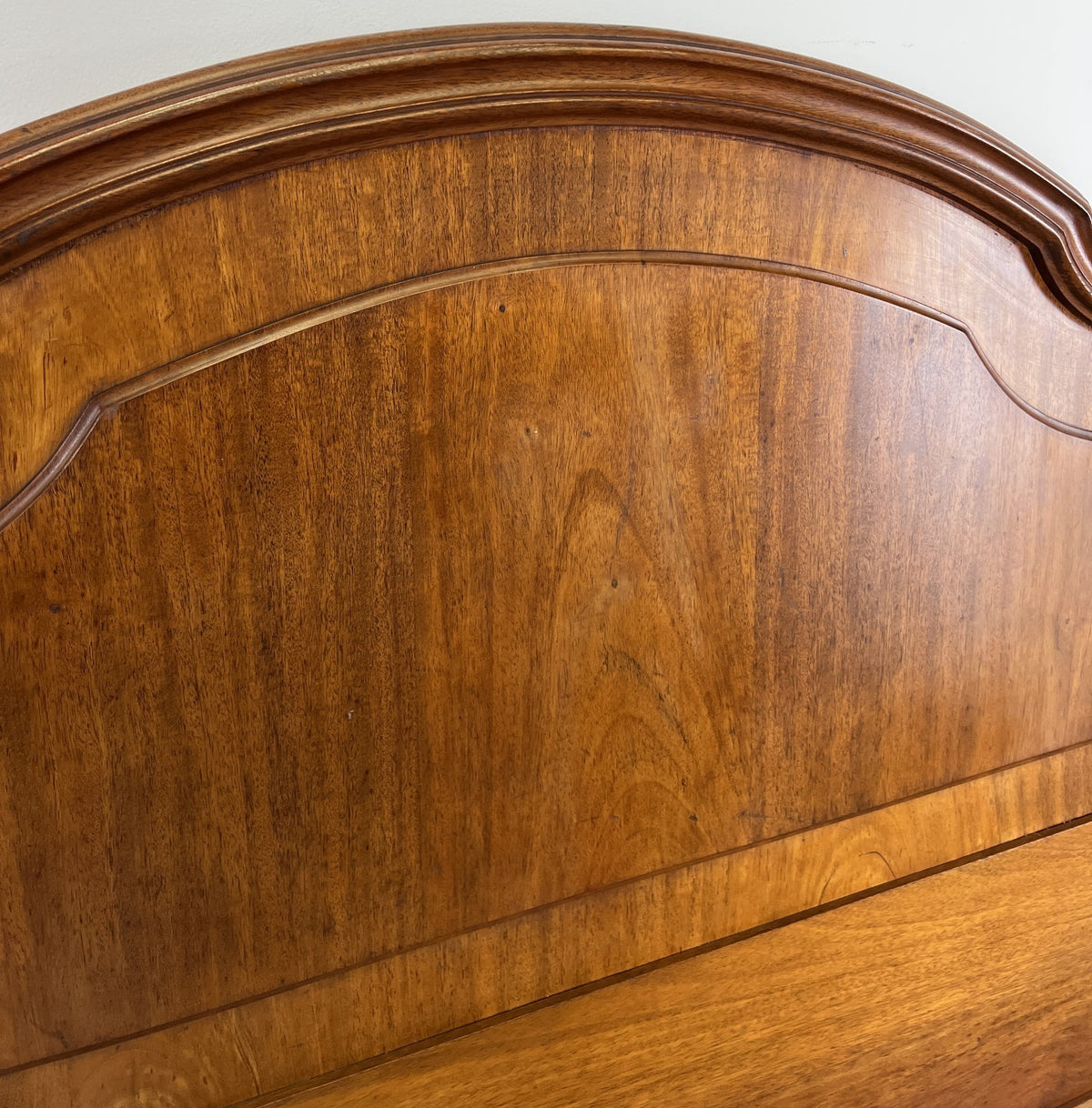 Headboard Antique French Style Walnut Double Bed Carved Headboard LOT 64528