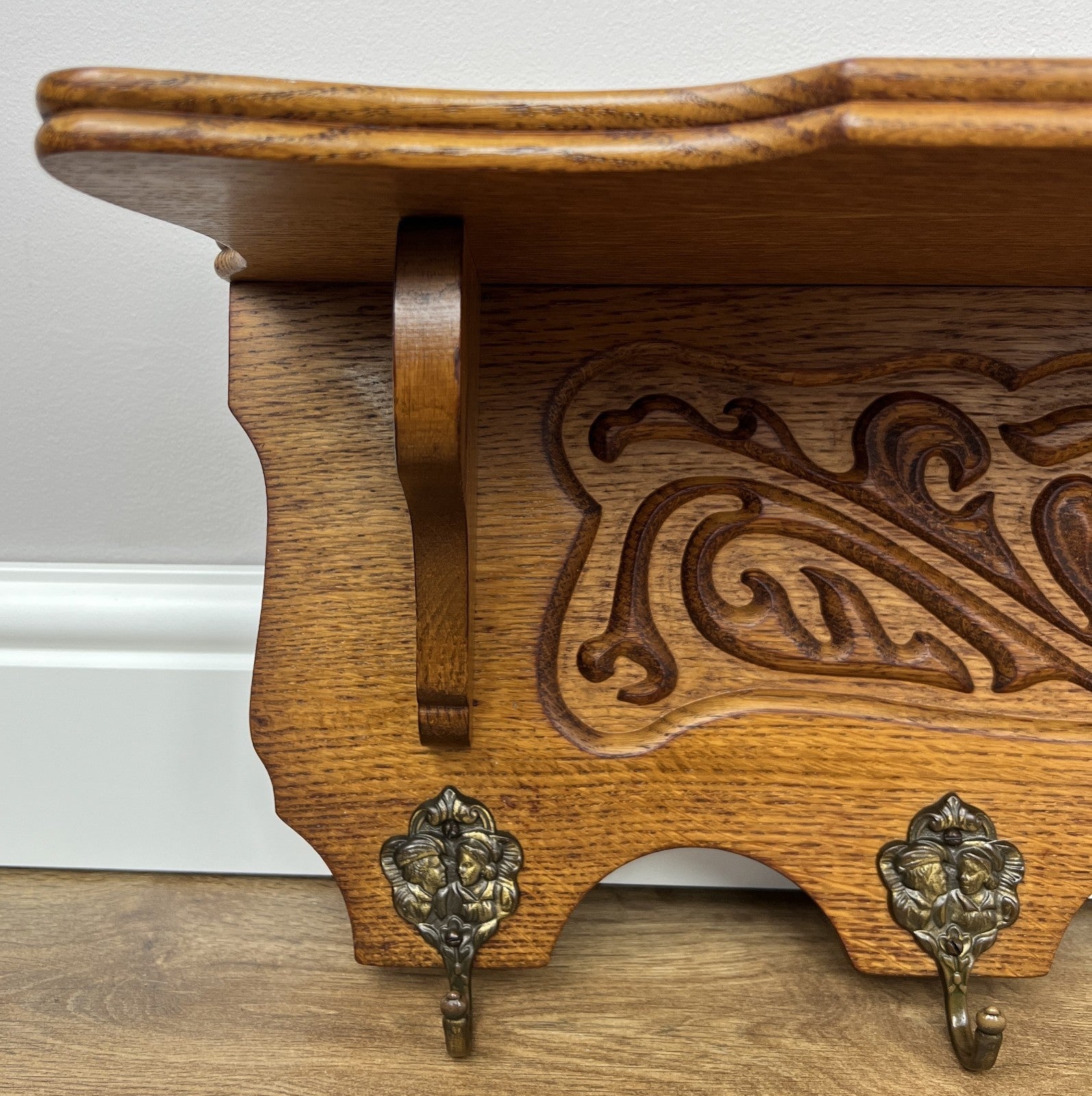 French Vintage Coat Rack Oak 5 Hooks Wall Shelf Carved Coat Hanger LOT 49614