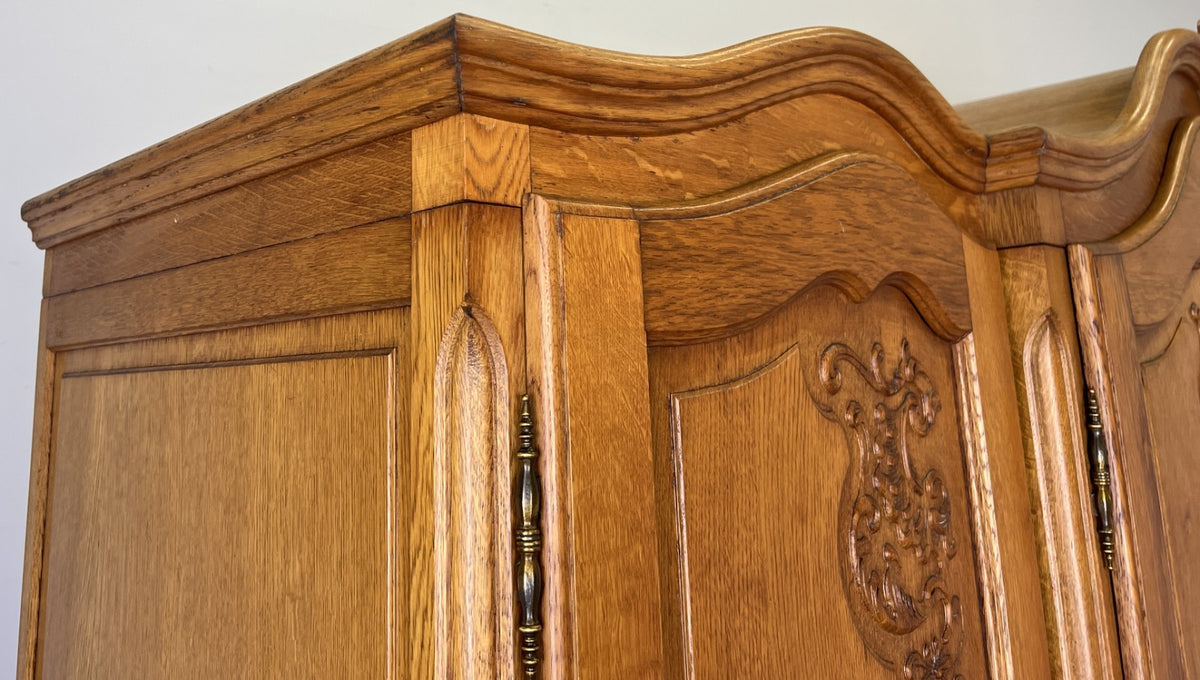 Wardrobe Vintage French Louis XVI Style Oak Four Door Carved Armoire LOT 6491